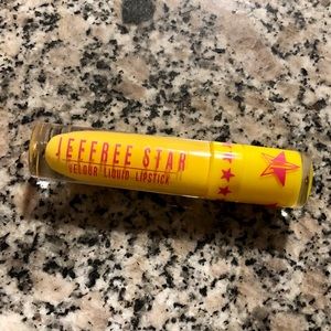 Jeffree Star Liquid Lipstick Queen Bee